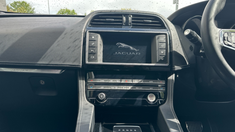 Jaguar F-Pace 2.0d R-Sport 5dr Auto AWD Diesel Estate